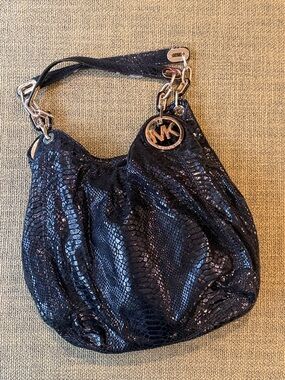 *Michael Kors Black Glossy Shimmery Snakeskin-Texture Shoulder Bag